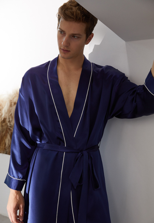 Pijama de seda personalizado para hombre