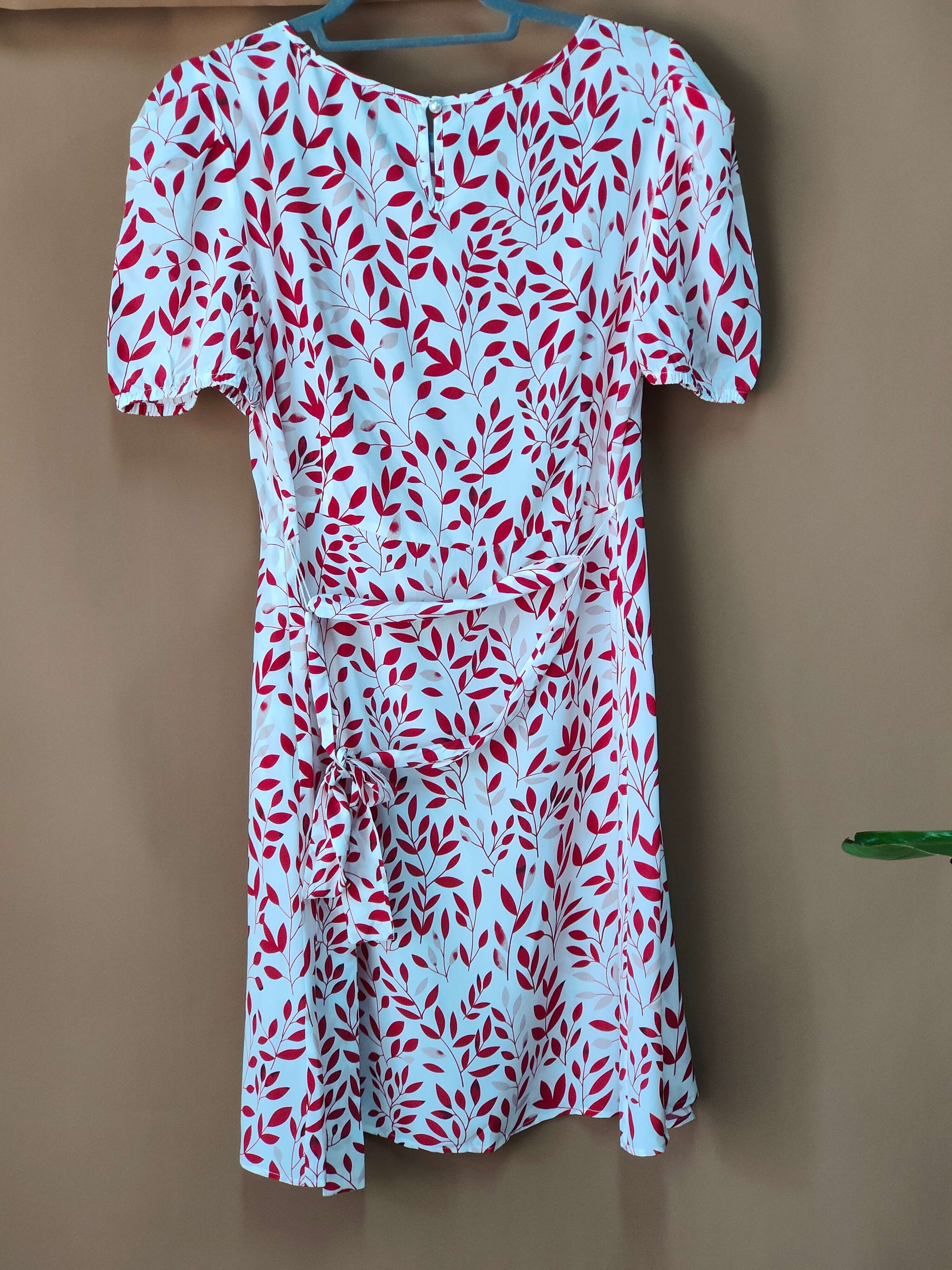 Venta al por mayor y etiqueta privada Mini vestido de seda floral 100 con mangas a granel